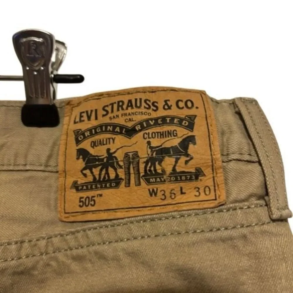 Levi’s 505 Regular Fit Size 36x30 Tan Jeans